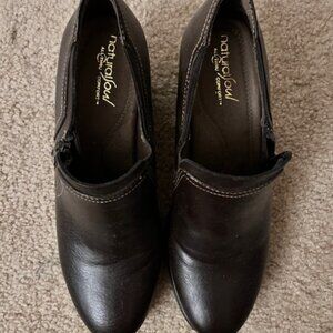 NaturalSoul heeled loafers Size 7